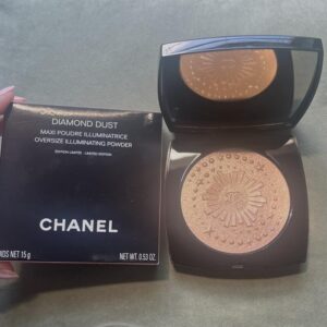 Iluminador em pó “Diamond Dust”. Chanel. Tamanho grande. Edição especial e limitada. NOVO
