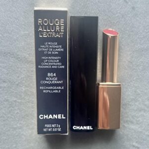 Batom Chanel Rouge Allure L’extrait cor 864 Rouge Conquerant. NOVO