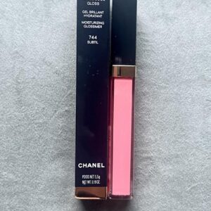 Rouge Coco Gloss Chanel. Cor 744 Subtil (coral). NOVO