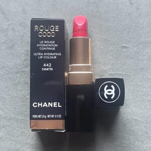 Batom Chanel Coleção Rouge Coco. Textura hidratante. Cor Dimitri 442. NOVO