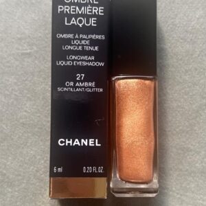 Sombra líquida cintilante. Chanel edição limitada cor 27 Or Ambre. NOVO