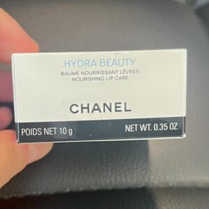 Baume para lábios reparador, nutritivo e hidratante. Chanel. NOVO