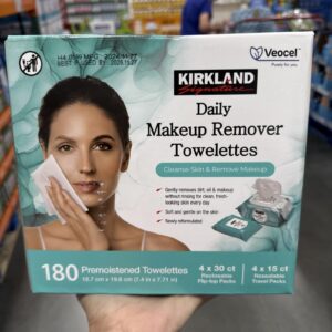 Kirklands signature daily facial towelettes 180 count