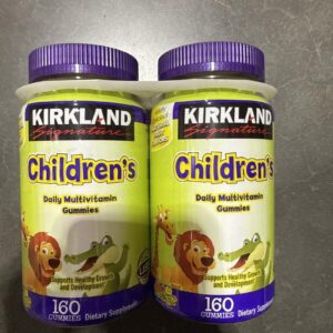 Kirkland Signature Children's Multivitamin, 320 Gummies