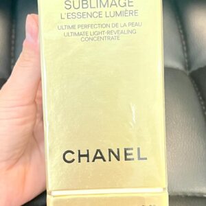 Serum super concentrado para hidratar, clarear e iluminar a pele do rosto. NOVO